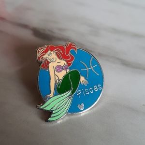 ⭐3 FOR $9, Ariel Pisces Hidden Mickey Trading Pin